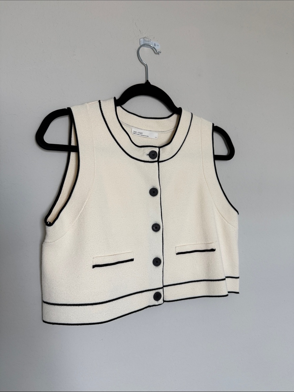 OAK + FORT Cream Sleeveless Button Front Vest with Black Trim